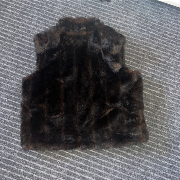 Espresso brown faux fur vest. - Picture 3 of 3